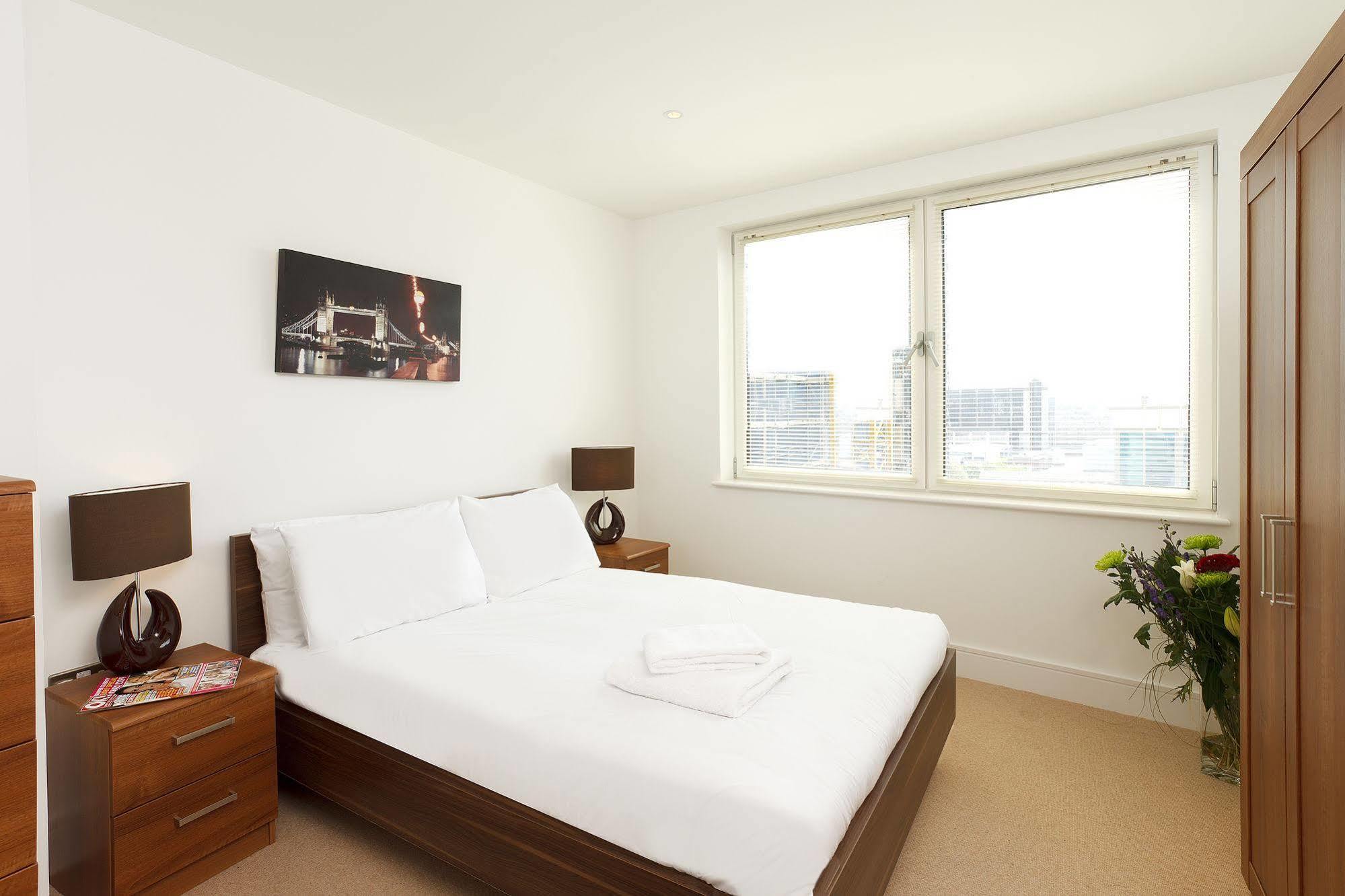 Saco Canary Wharf - Trinity Tower London Ngoại thất bức ảnh